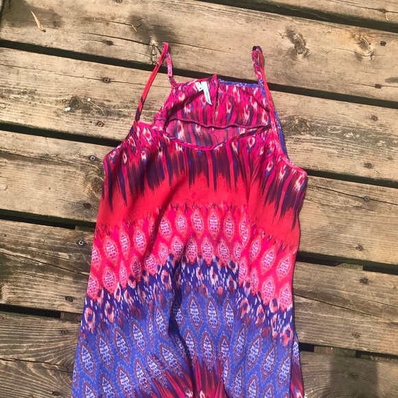 Asymmetrical Sheer Tank Top size Medium - Picture 5 of 5